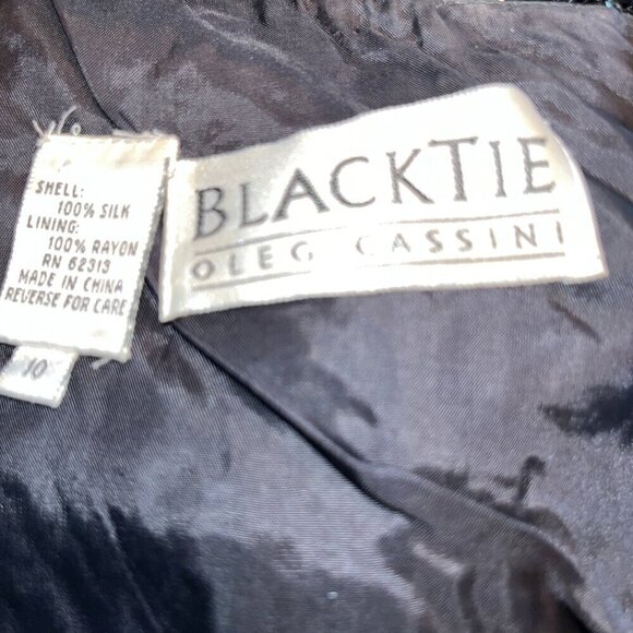 BLACK TIE OLEG CASSINI Black Full Beaded Sleeveless Formal Red Carpet Gown - 10 - Picture 14 of 16